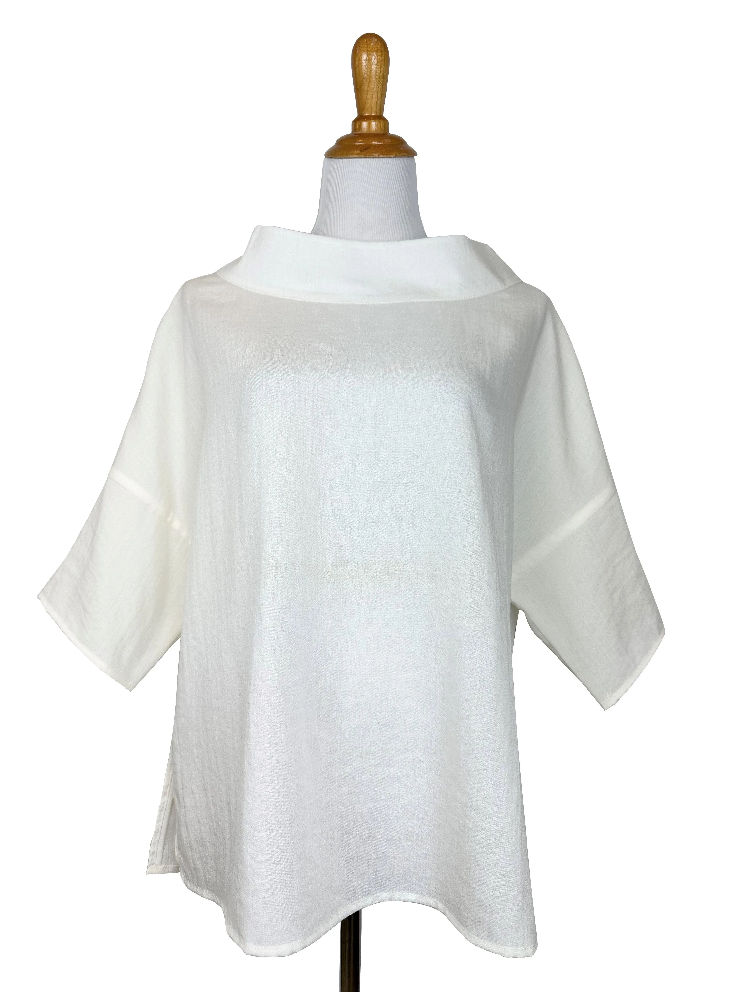 AA374 - Mila Linen Pullover Top