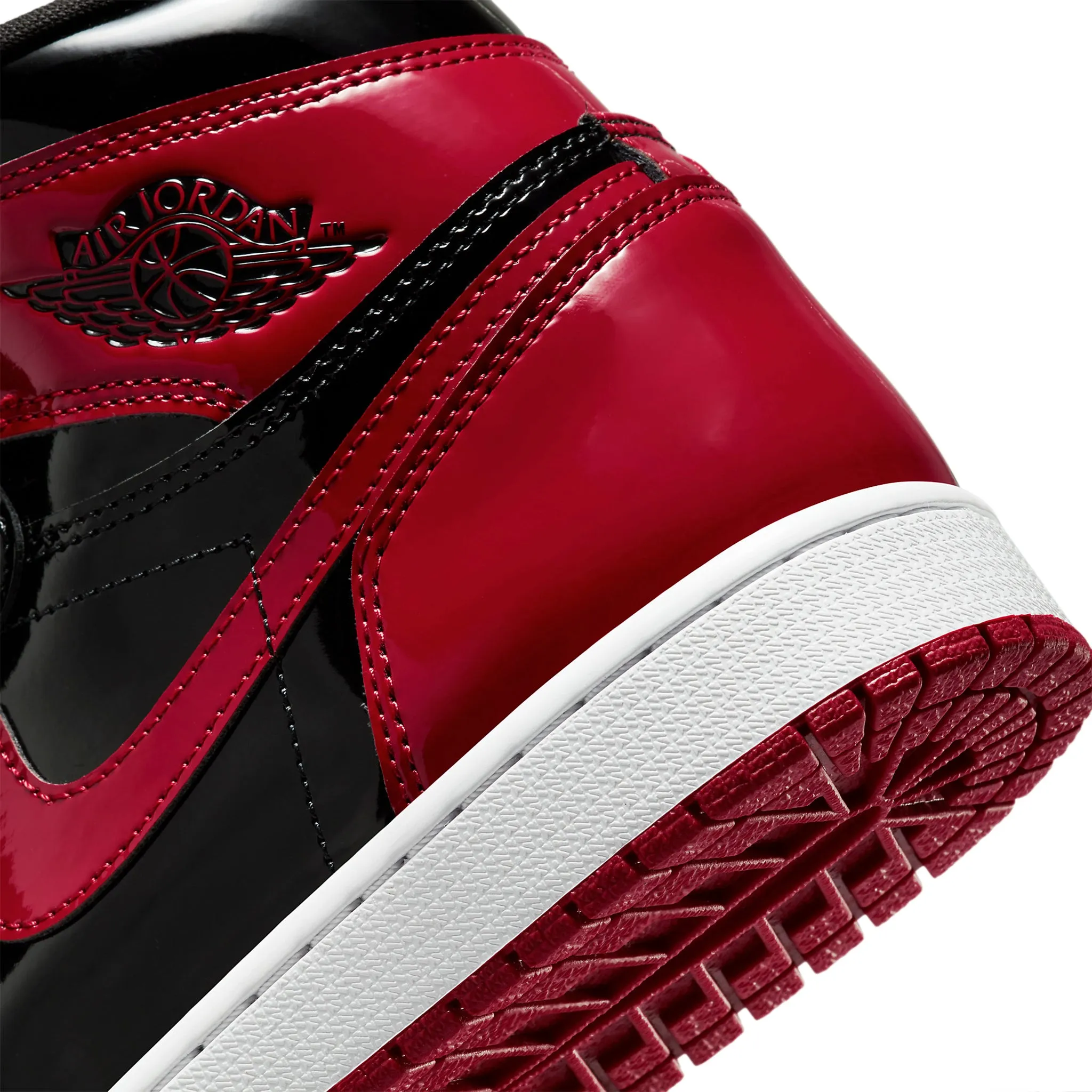 Air Jordan 1 Retro High OG Patent Bred