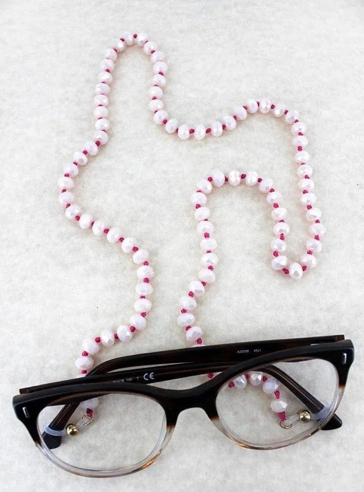 Pink beaded eyeglass holder