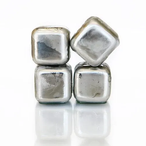 SparQ Whiskey Cubes - Hand polished stainless steel - set of 4